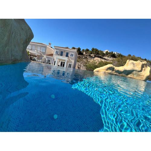 Cala-Azul y Jacuzzi