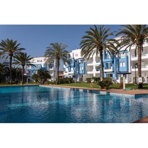 Calablanca Atico by Bookindenia
