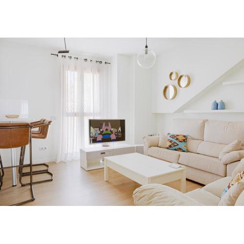 Caleta Homes - Apartamentos Pompidou