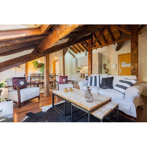 Calm and bright apartment, center La Latina D.ALB