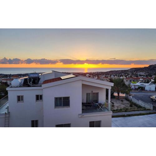 Calm Seaview Nest in Peyia
