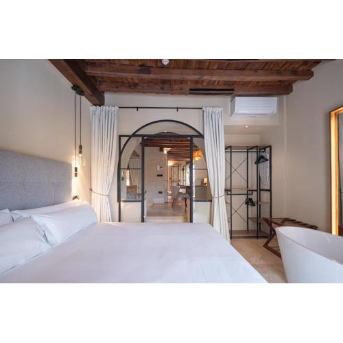 Calm Suites Babole