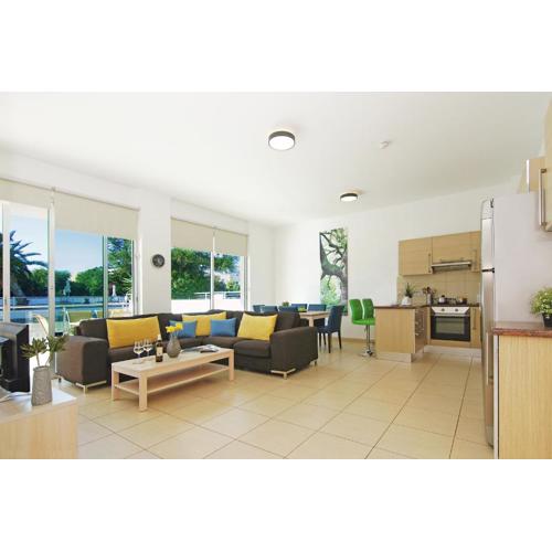 Calypso - Coralli Beachfront Apartment