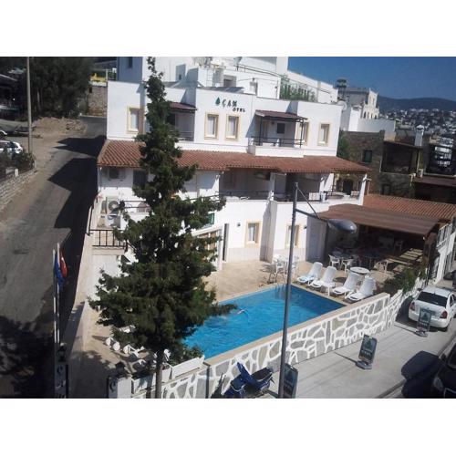 Cam Hotel