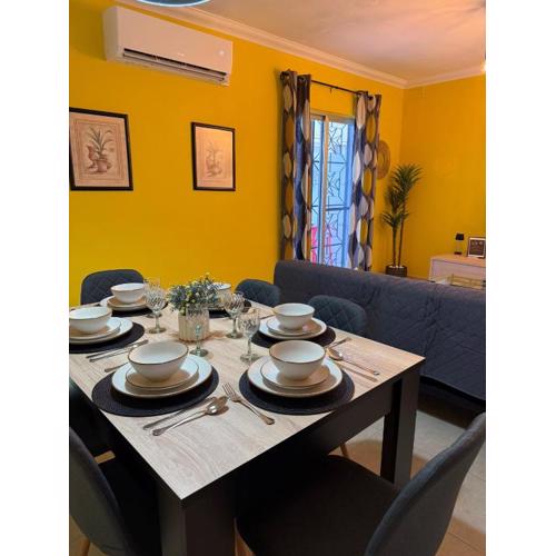 Camelia - 3 Bedroom Maisonnette with terrace and Seaviews - Bugibba