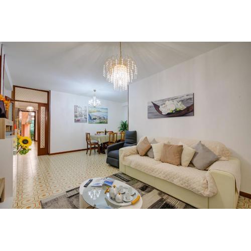 Camelia - Historical Center near lake - Happy Rentals