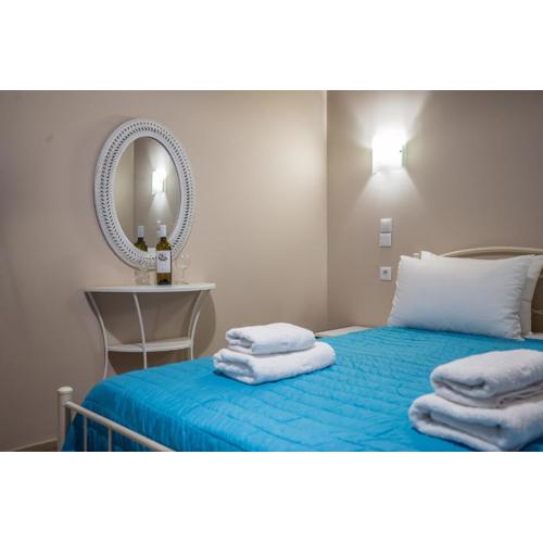 Camping & Rooms Kariotes