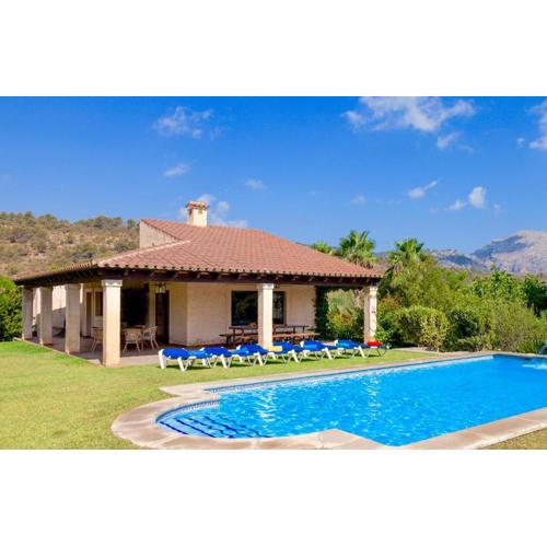 Can Colom by Sealand Villas