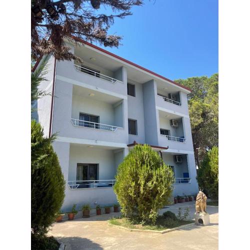 Canary Hotel