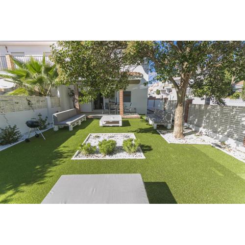 Canovas Nerja - Casa Parador con jardín privado en centro Nerja