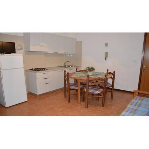 Caorle awaits you in a comfortable 3 bdr apartment