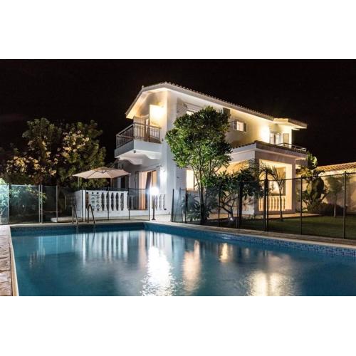 Capers Villa
