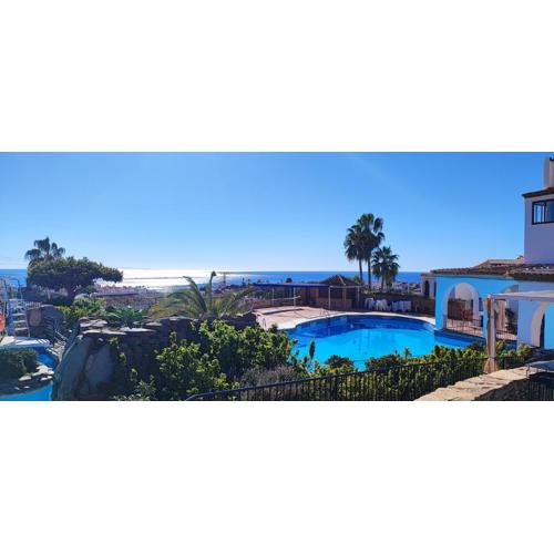 Capistrano Village Leo\