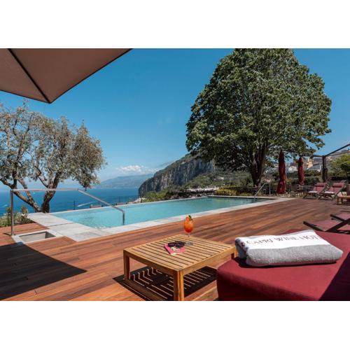 Capri Wine Hotel