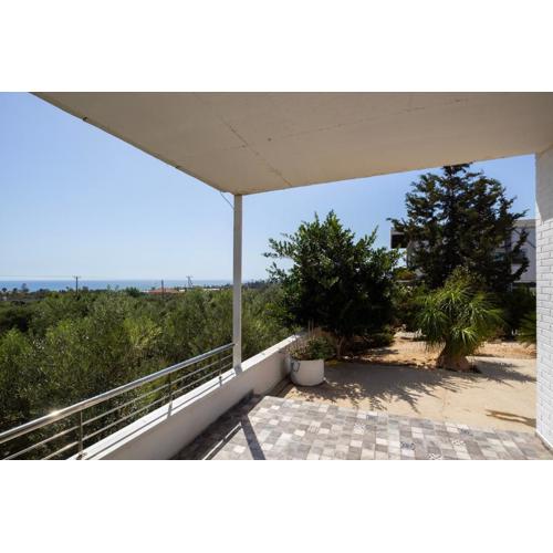 Captivating 2-Bed House