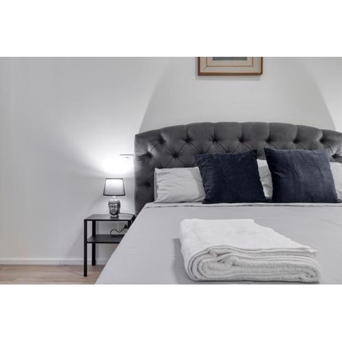Carbonara Palace 2 - Luxury Comfort under Medieval Towers