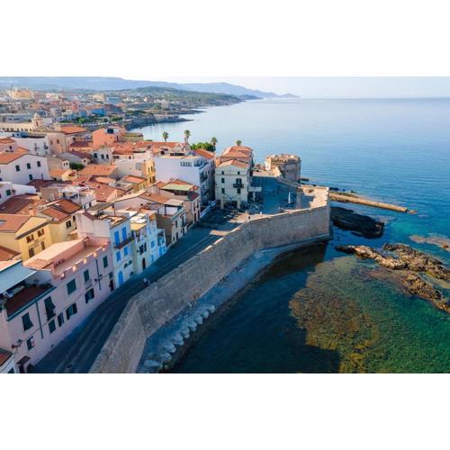 Carlo Alberto Apartment, Alghero old town, near the beach