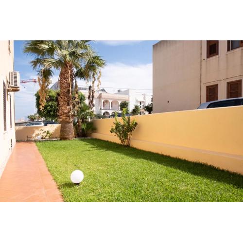 Casa Adragna con Ampio Giardino