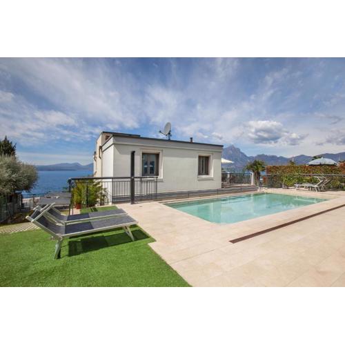 Casa Al Lago With Pool