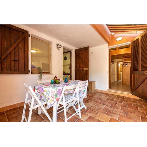 Casa al mare con ampia veranda
