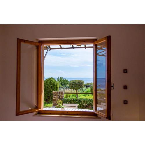 Casa Ariel per 4, a pochi passi dalla spiaggia IUN R0963