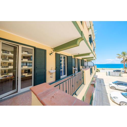 Casa Aura a Milazzo fronte mare