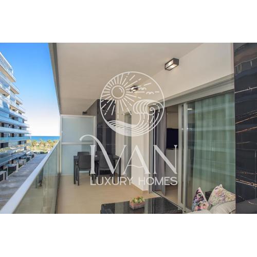 Casa Aurora Ivan Luxury Homes 3ªPlta Norte 1ªLinea