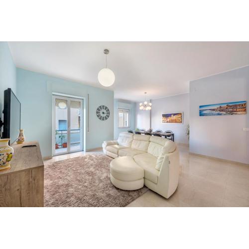 Casa Bella - 3 Baths - Walk to Ortigia