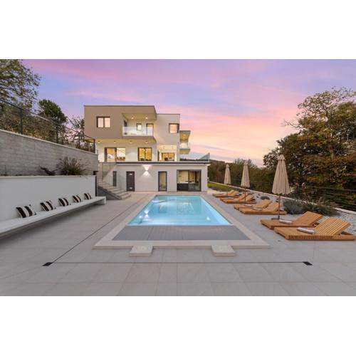 Casa Calme luxury villa surounded with nature Opatija including EVcharging station