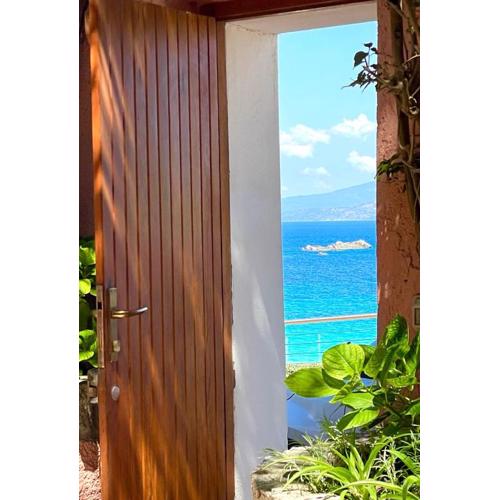 Casa Captain Howard Blackburn - fronte mare con giardino - Santa Teresa di Gallura