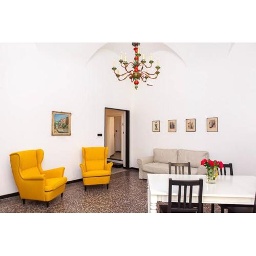Casa Carducci - Spacious historical home close to the beach