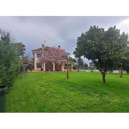 Casa Chalet, Villa Elisa