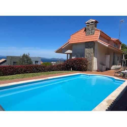 Casa con piscina, vistas y cerca de las playas