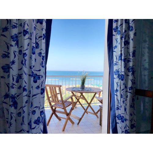 Casa Confalonieri fronte mare con vista mozzafiato
