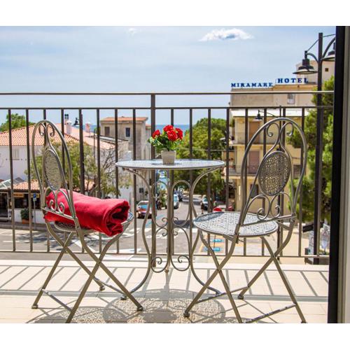 Casa Dafne, in centro, a due passi dal mare, A/C