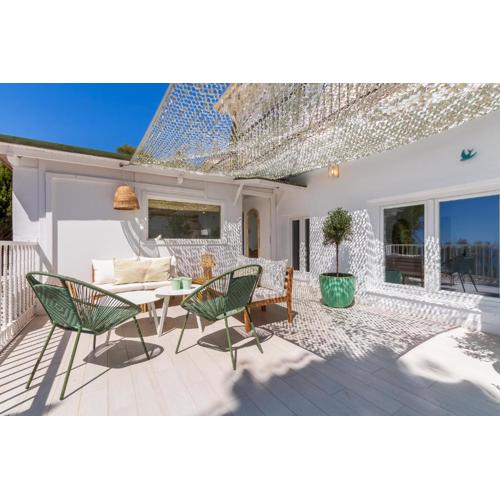 Casa de la Playa. Beach House with magnificent sea