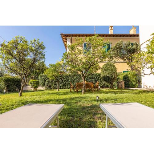 Casa Decano sea and beautiful garden