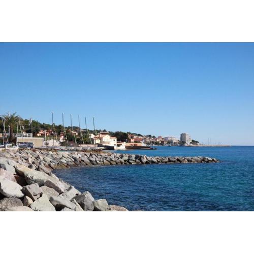 Casa Del Mar - Beautiful Two Bedroom Penthouse Apartment