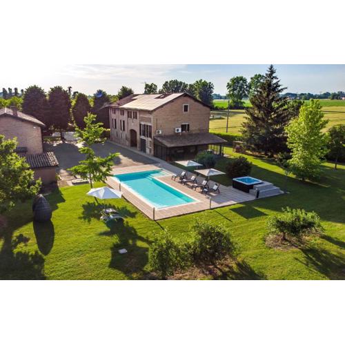 Casa delle Noci country house, pool & SPA