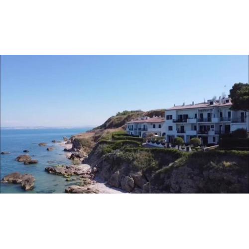 Casa elegante in riva al mare
