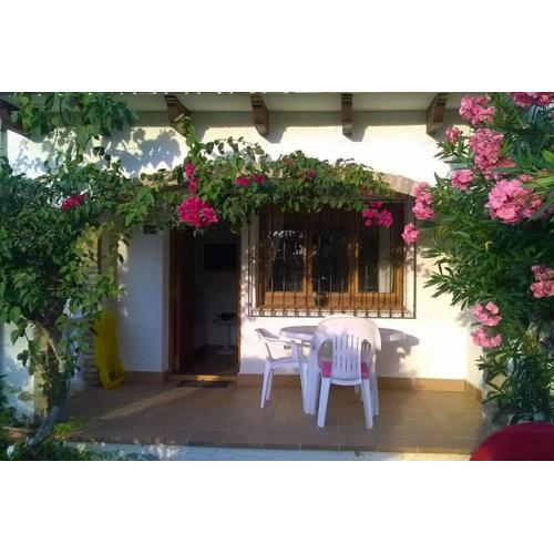 Casa en Denia con piscina y jardín