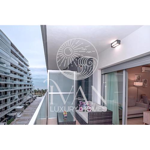 Casa Esperanza Ivan Luxury Homes 4ªPlta Norte 1ªLinea