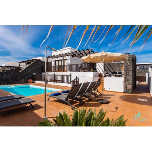 Casa Familia
