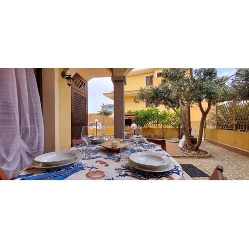 Casa giardino e barbecue