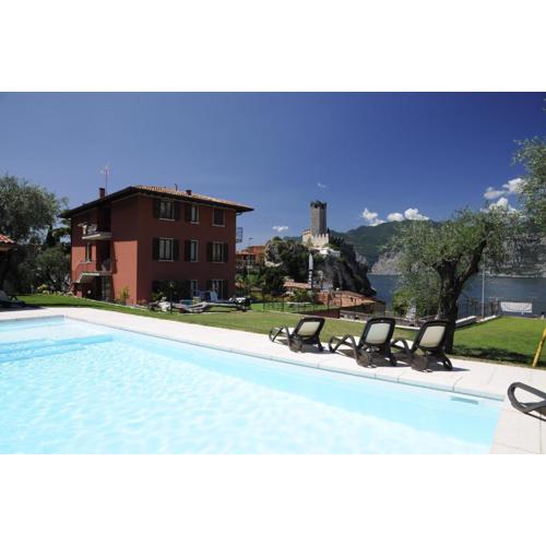 Casa Guarnati Lake View Apartments