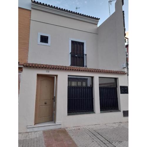 CASA INDEPENDIENTE EN NERVION JUNTO A PARADA DEL METRO