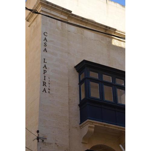 Casa Lapira