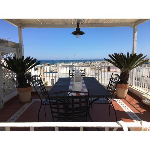 Casa Levante e terrazza vista mare