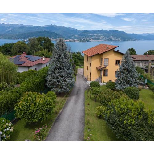 Casa Lilla - Lakeview Large Apartments With Garden Above Stresa