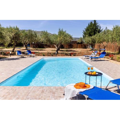Casa Lory - Castellammare del Golfo a 3 Km dalla Spiaggia con Piscina